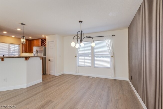 Building Photo - 10417 Badger Ravine St