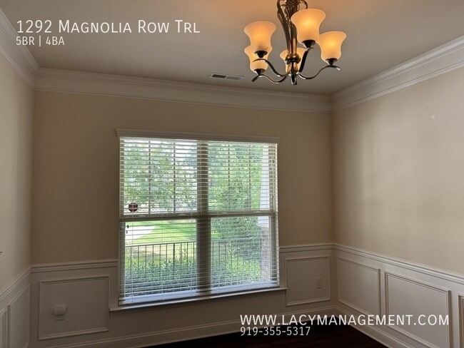 Building Photo - 1292 Magnolia Row Trail