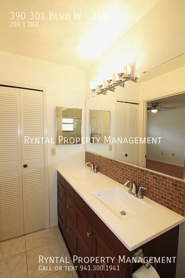 Building Photo - 390-301 301 Blvd W