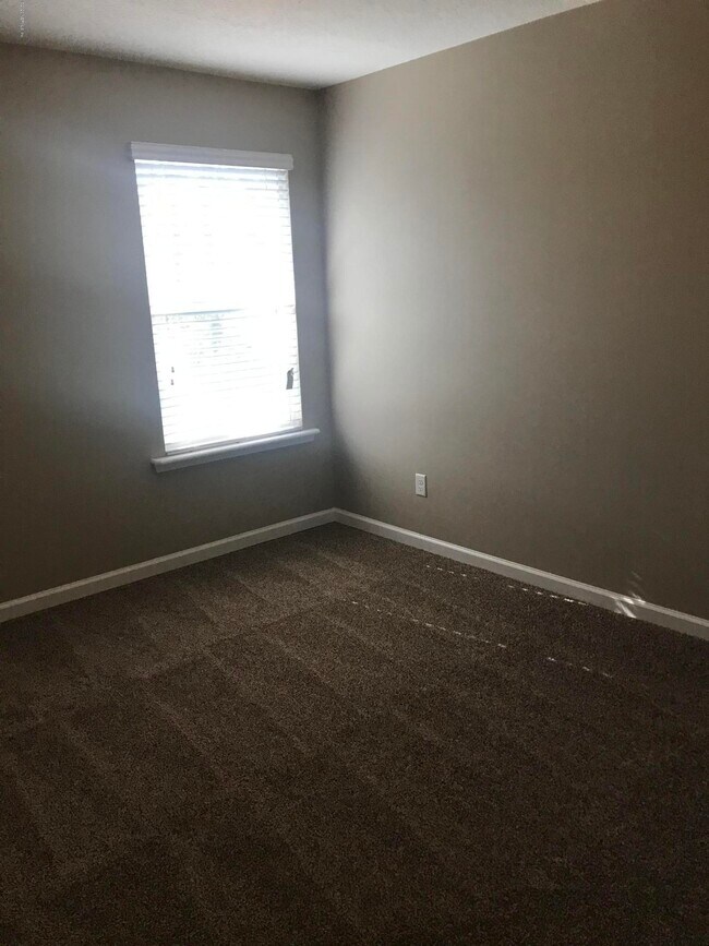 Building Photo - 3610 CRESWICK C