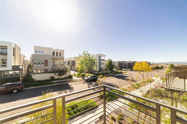 Building Photo - 209 Merit