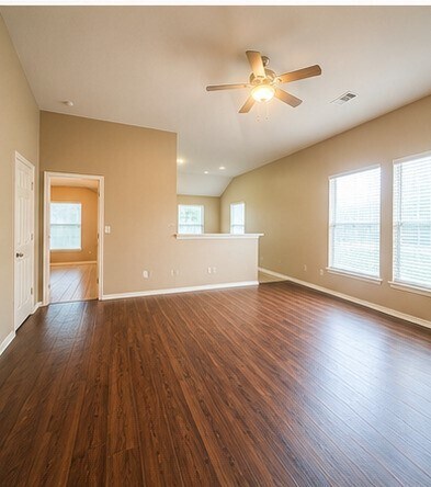 Building Photo - 2123 Castle Gardens Ln