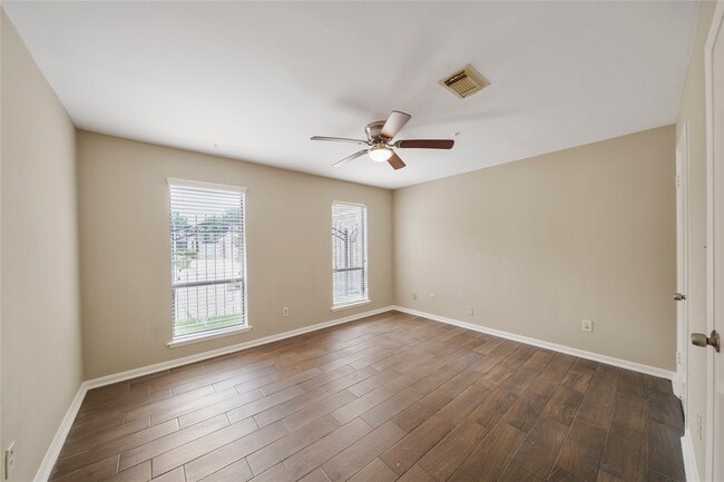 Building Photo - 12719 Ashford Chase Dr