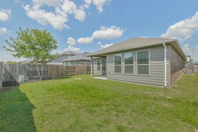 Building Photo - 9115 Brixham Dr