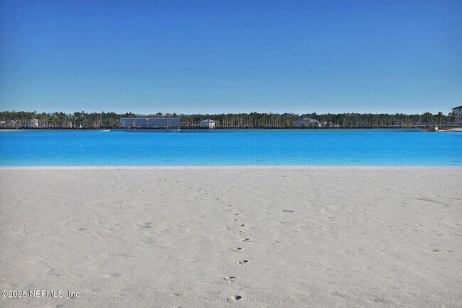 Building Photo - 94 Waterline Dr