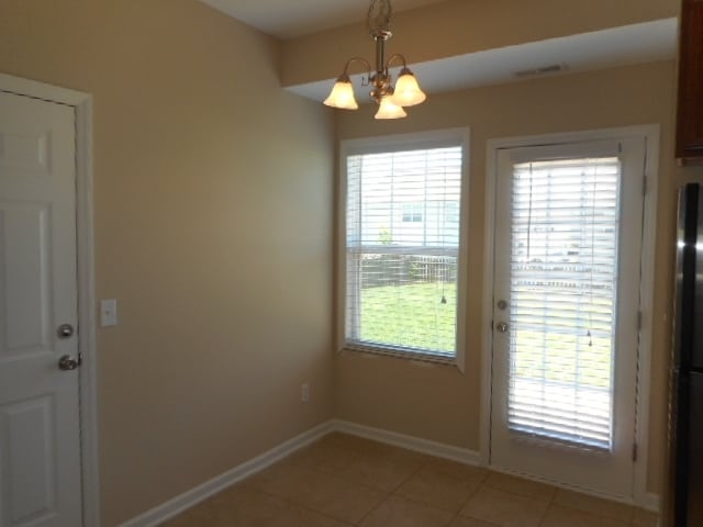 Building Photo - 803 Blue Lake Dr