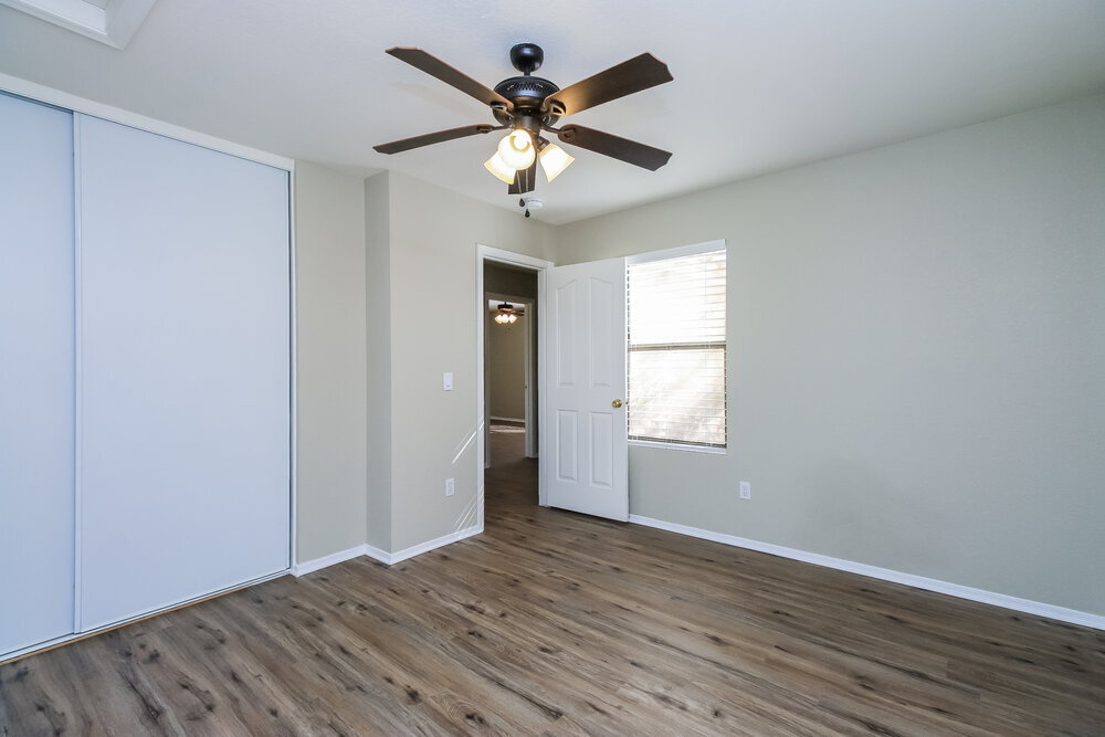 Building Photo - 11528 E Flower Cir