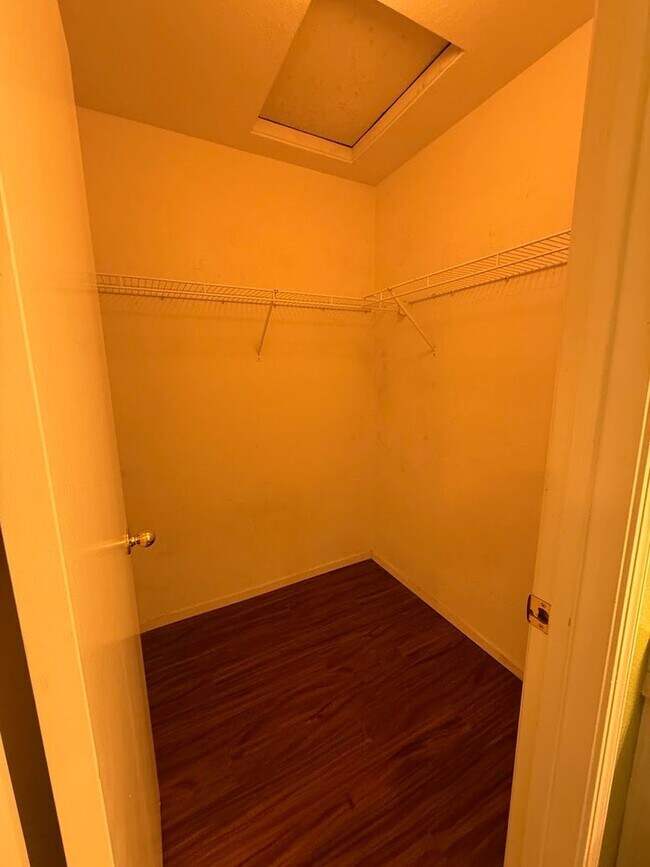 Building Photo - 248 Exie Ln