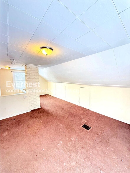 Building Photo - 19449 W Chicago