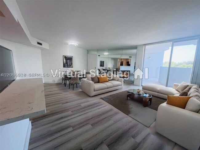 Building Photo - 1200 NE Miami Gardens Dr