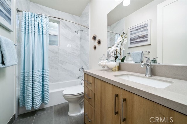 Building Photo - 798 N Amelia Ave