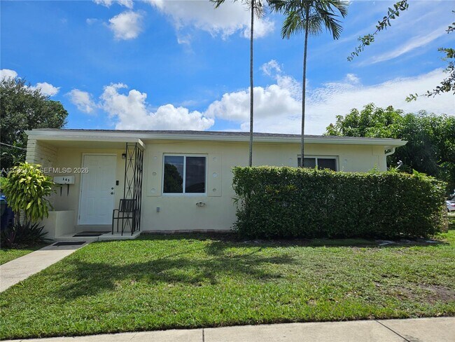 Building Photo - 145 SW 60th Ct