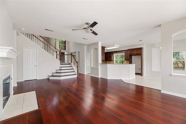 Building Photo - 9862 Red Cedar Dr