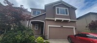 Building Photo - 4 bedroom with one large bonus room