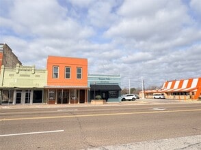 Building Photo - 2036 Avenue F