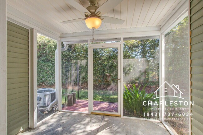 Building Photo - 230 Darcy Ave