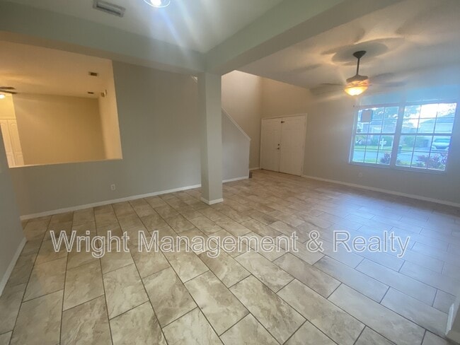 Building Photo - 1231 Brooke View Dr