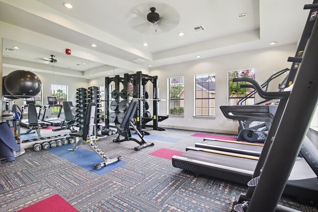 Building Photo - Lease Today & Save Up to $700 on Rent!