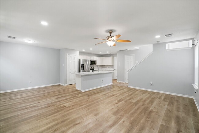Building Photo - 38 N Walden Elms Cir