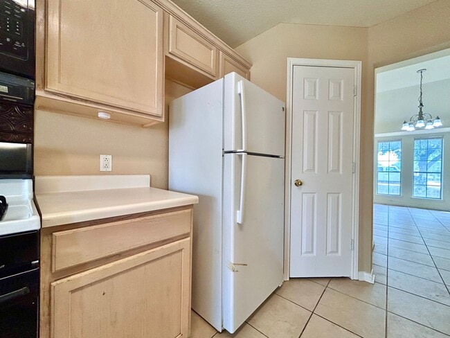 Building Photo - 1601 Waterfall Ave