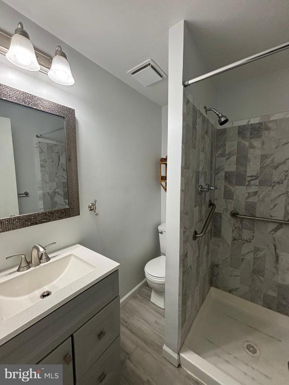 Building Photo - 25936 Largo Ct
