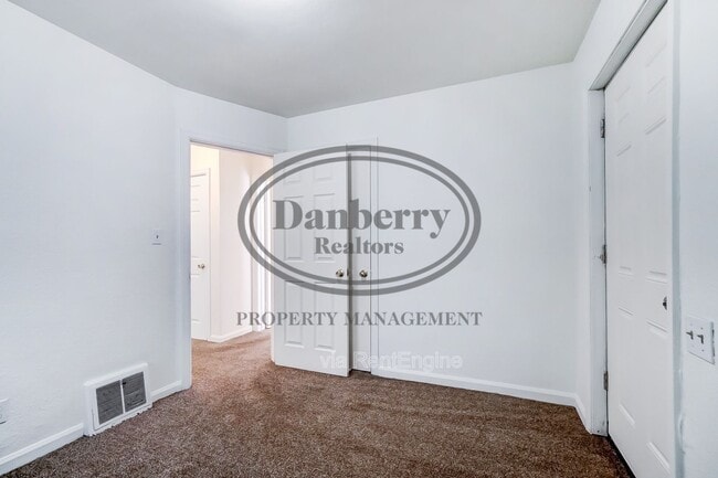 Building Photo - 1132 Brookley Blvd