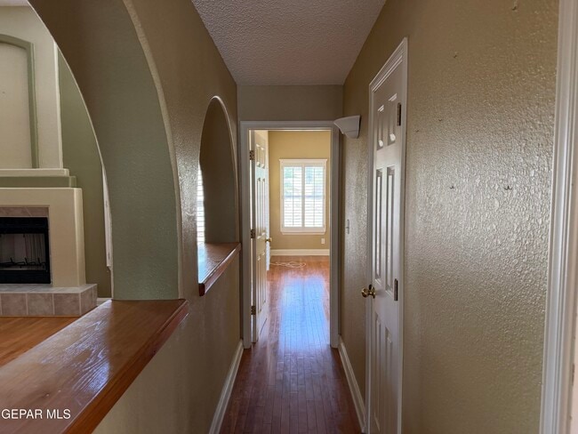 Building Photo - 917 Tecate Pl
