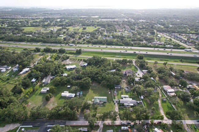 Building Photo - 3 Bedroom / 2 Bath House On An Acre