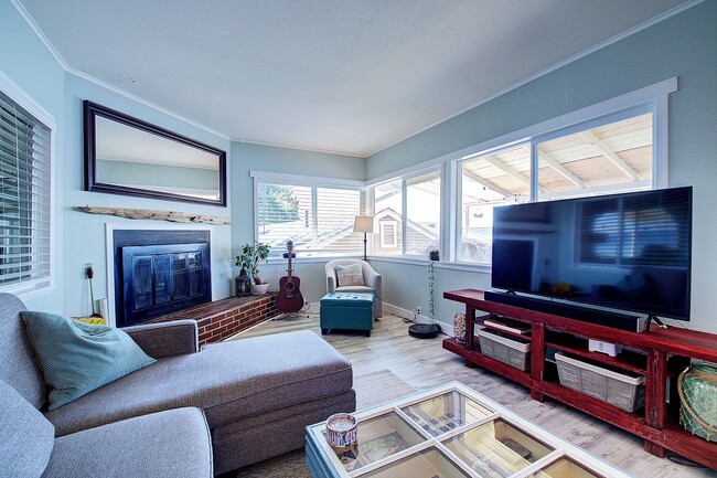 Building Photo - 3bd/2ba Burien House