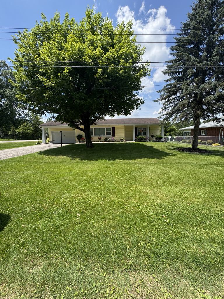 Building Photo - 90 Bethel Ln