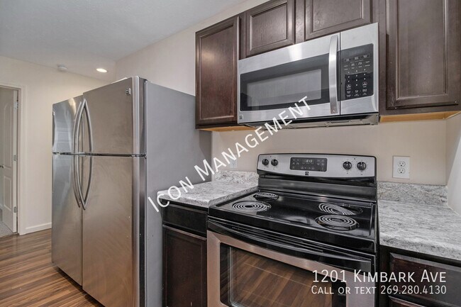 Building Photo - 1201 Kimbark Ave