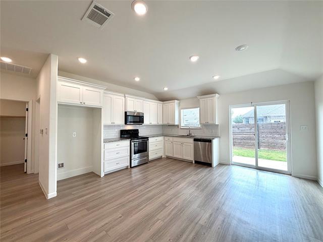 Building Photo - 4910 Dry Creek Rd