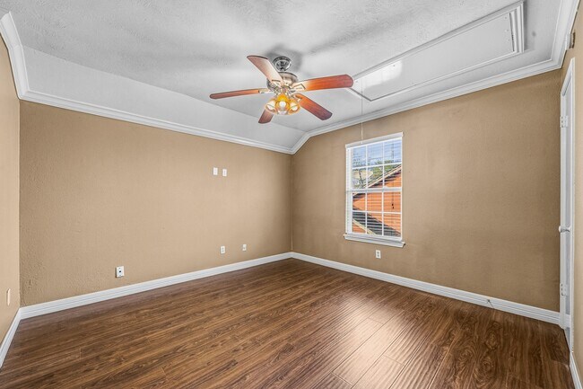 Building Photo - 11510 Pagoda Dr