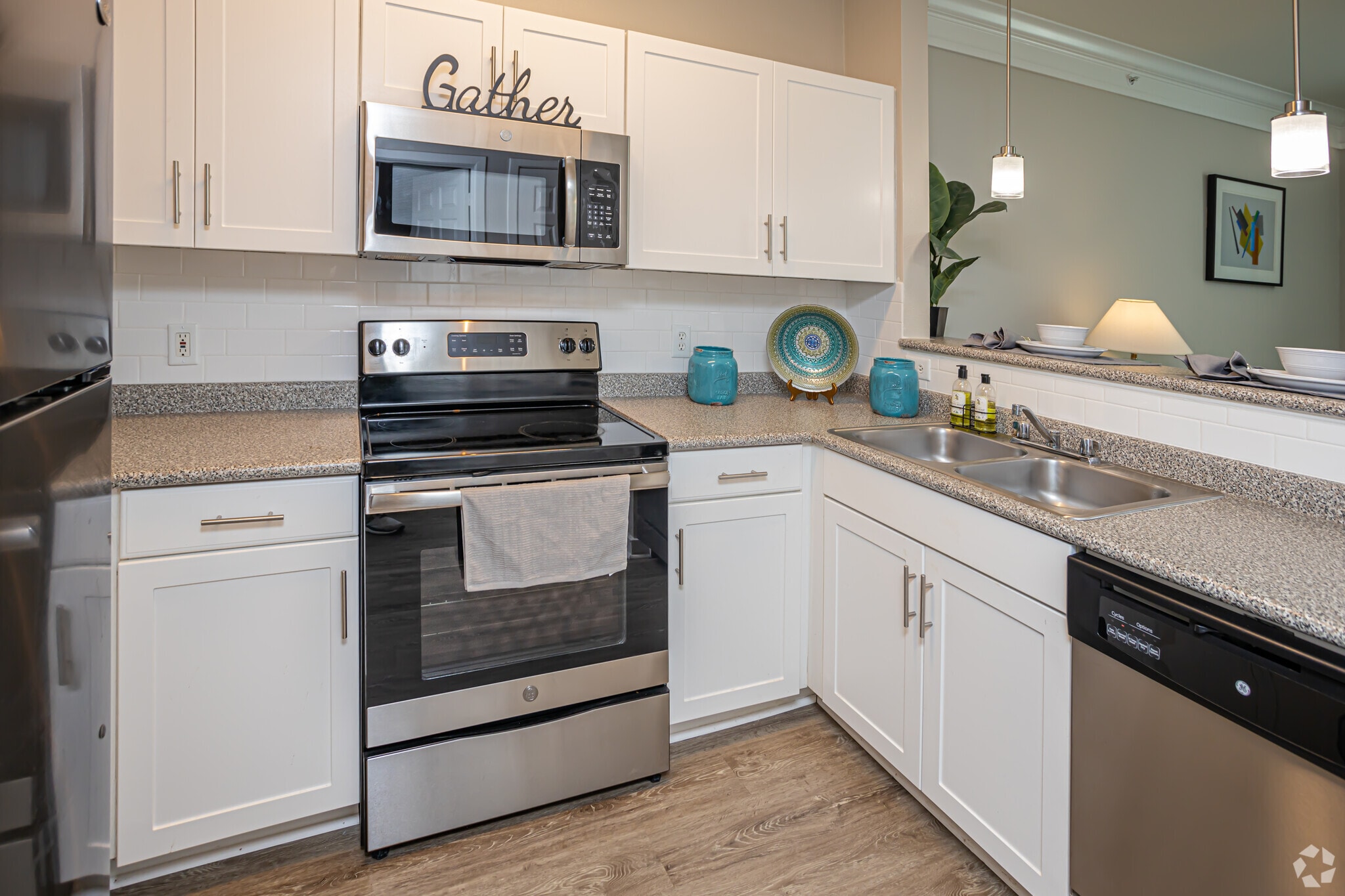 The Saulet Apartments 1420 Annunciation St New Orleans LA 70130 Apartment Finder