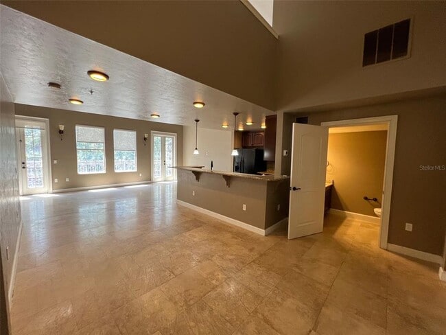 Building Photo - 325 NW 14th St