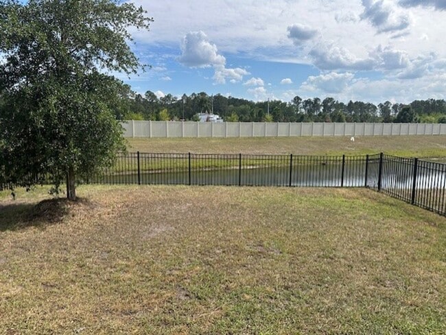 Building Photo - 9670 Freefall Rd