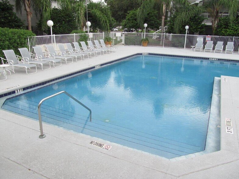 1st Pool - 2612 Grassy Point Dr