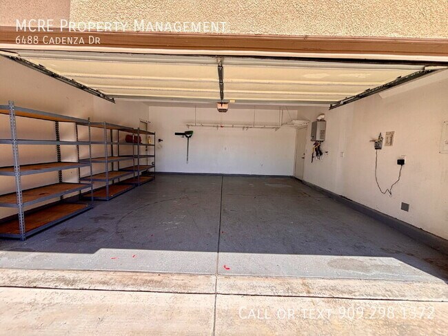Building Photo - 6488 Cadenza Dr