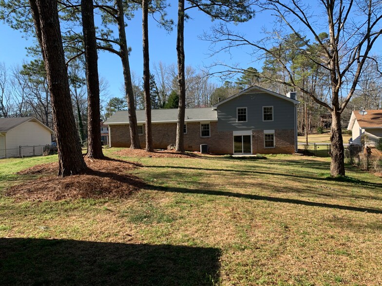 Building Photo - 3748 Cutler Dr SW