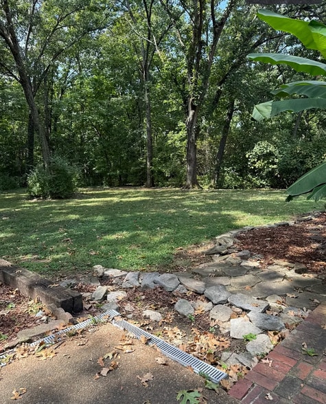 Building Photo - 713 Templeton Dr