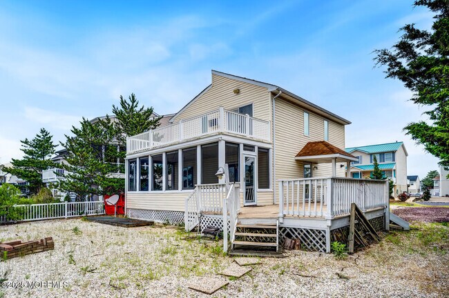 Building Photo - 34 Kentucky Dr