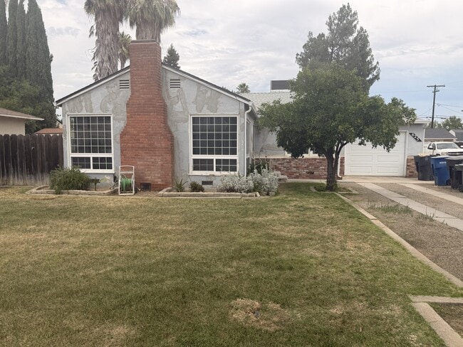 Building Photo - 623 N 3rd St