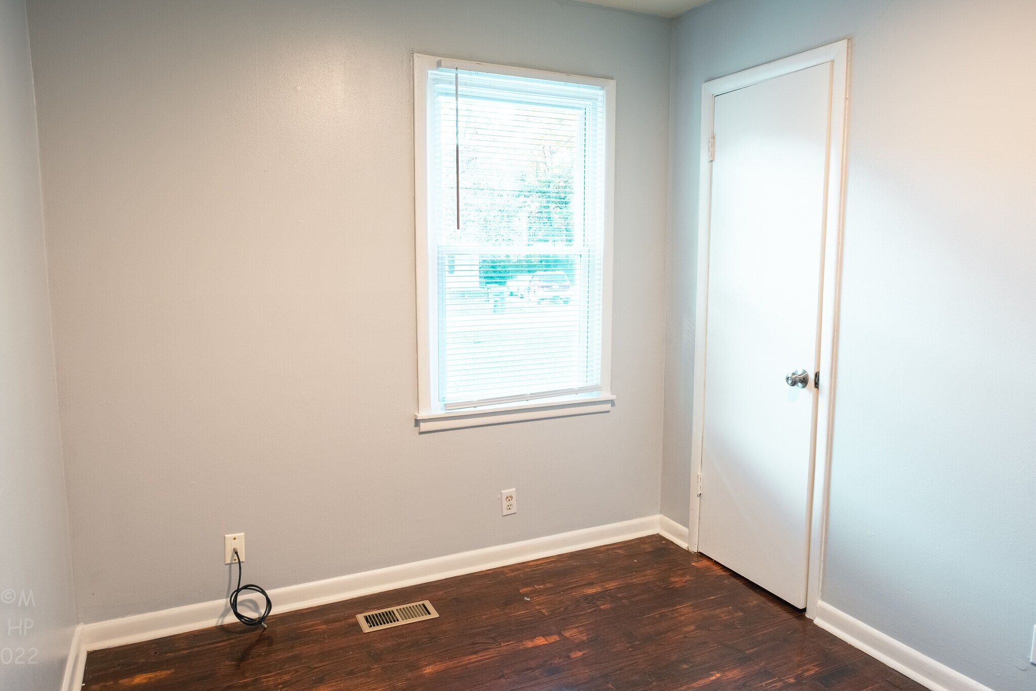 Building Photo - 4210 Irondale Dr NW