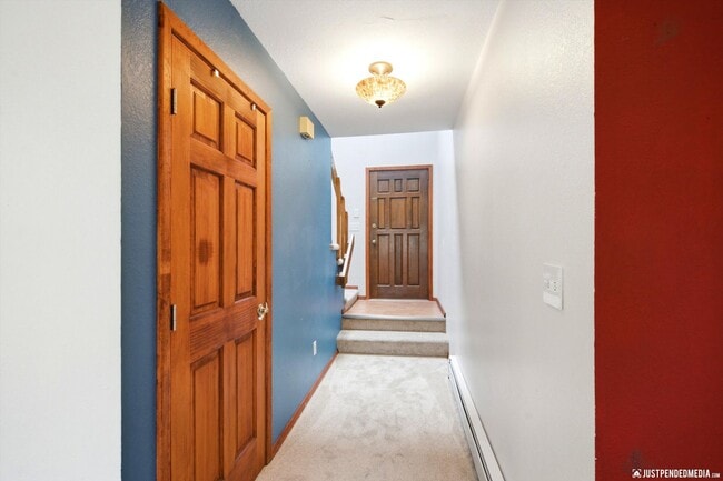 Building Photo - 18625 S Lowrie Loop