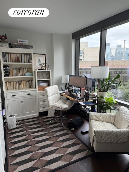 Building Photo - 200 W 67th St