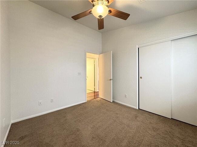 Building Photo - 909 Windhook St