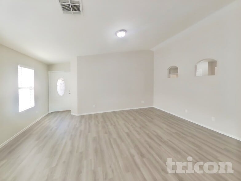 Building Photo - 7739 Whitesboro Ct