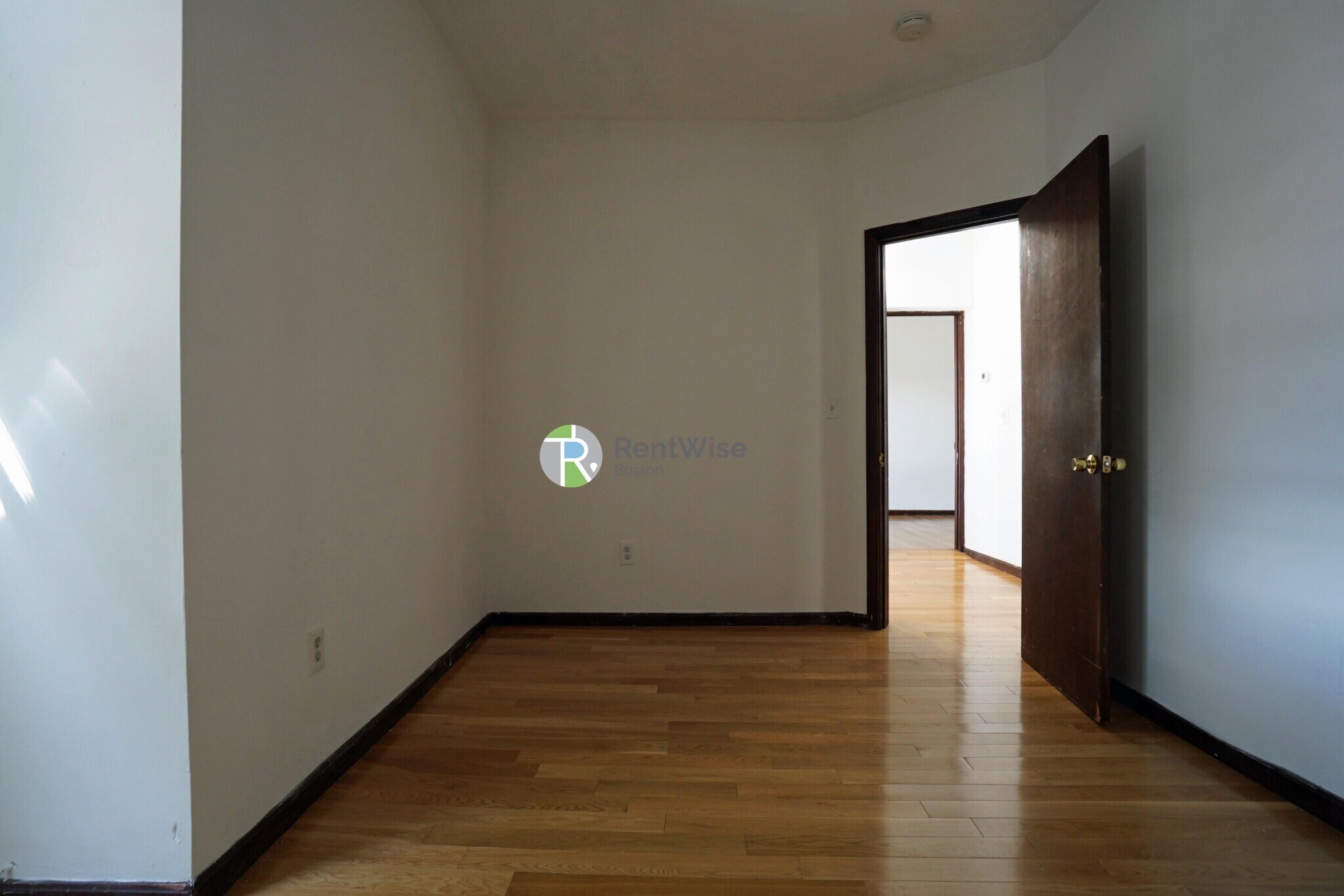 Building Photo - 89 Sheridan St