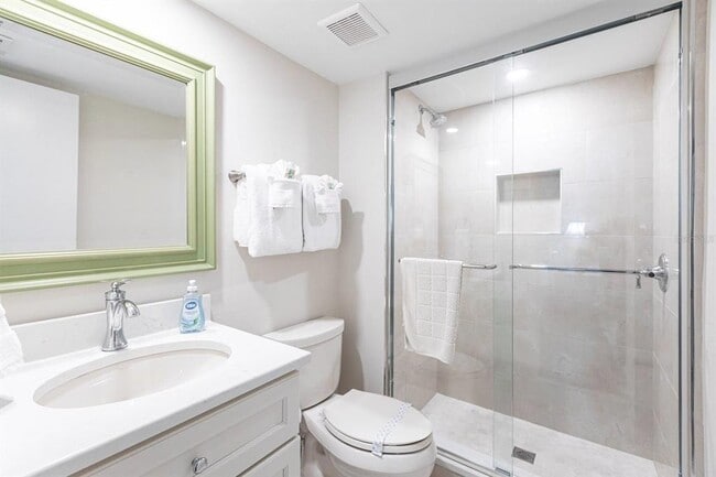 Building Photo - 6023 W Peppertree Way