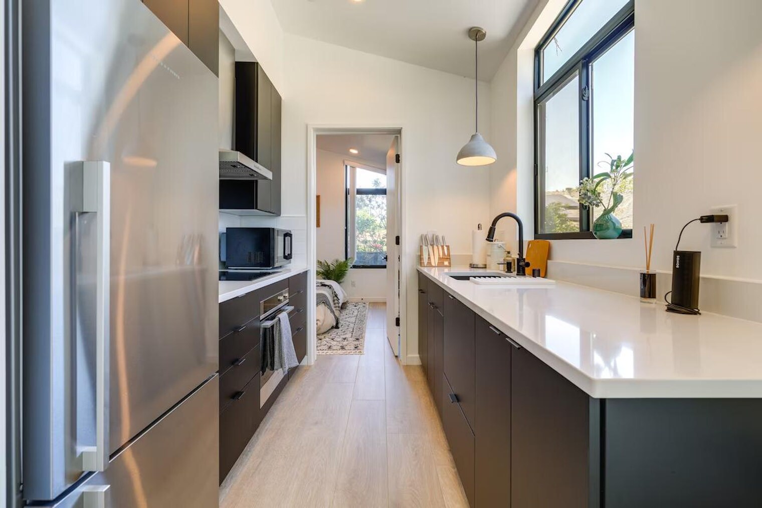 Building Photo - 510 Iris St